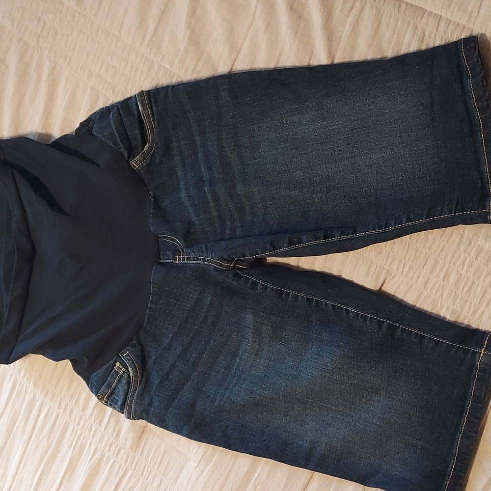 Maternity shorts